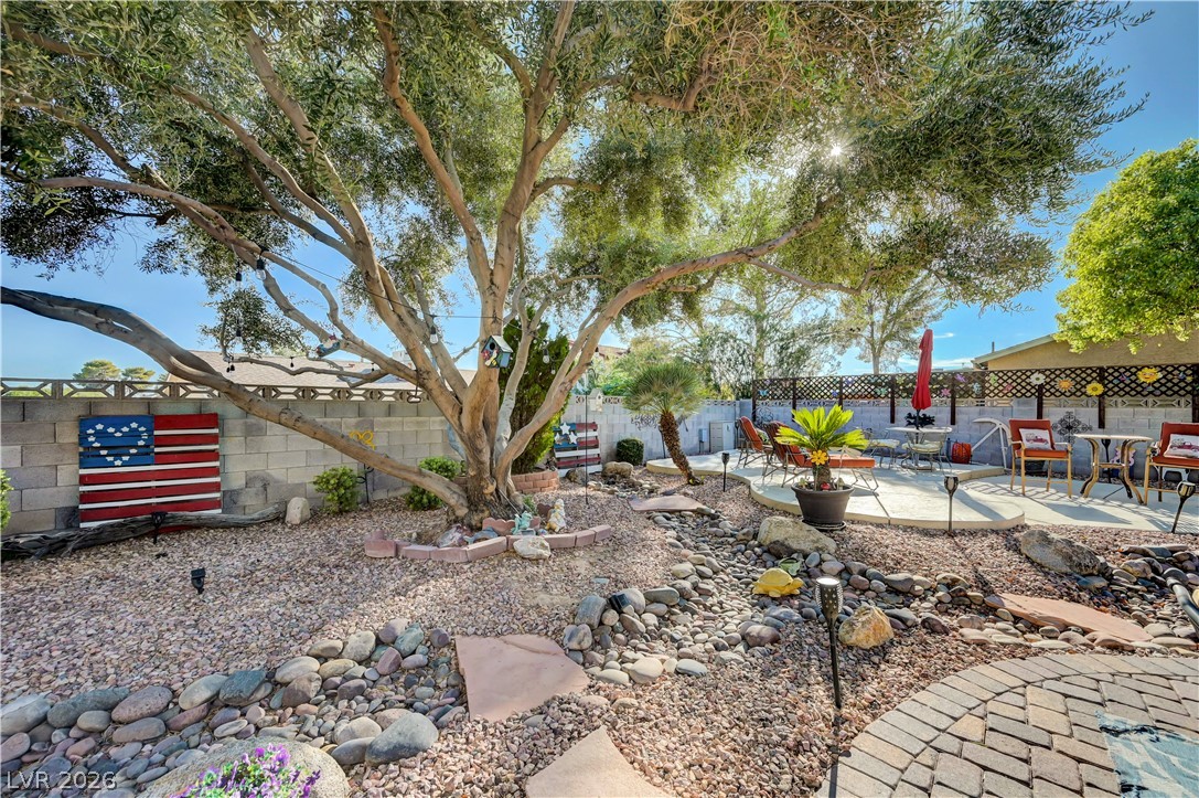 1522 Della Court Property Photo 37
