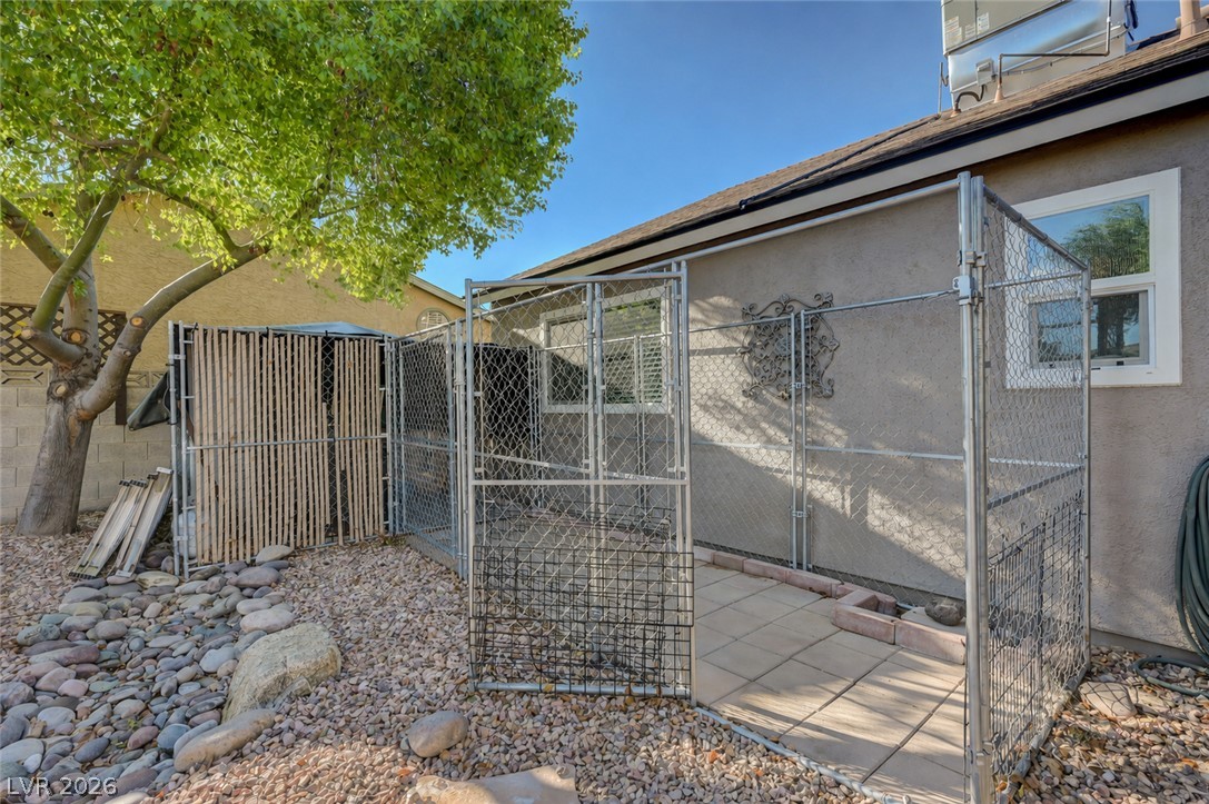1522 Della Court Property Photo 42