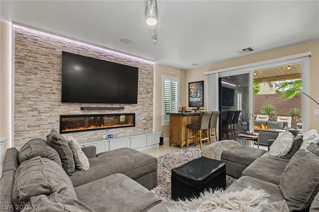 6707 Zephyr Wind Avenue Property Photo 10