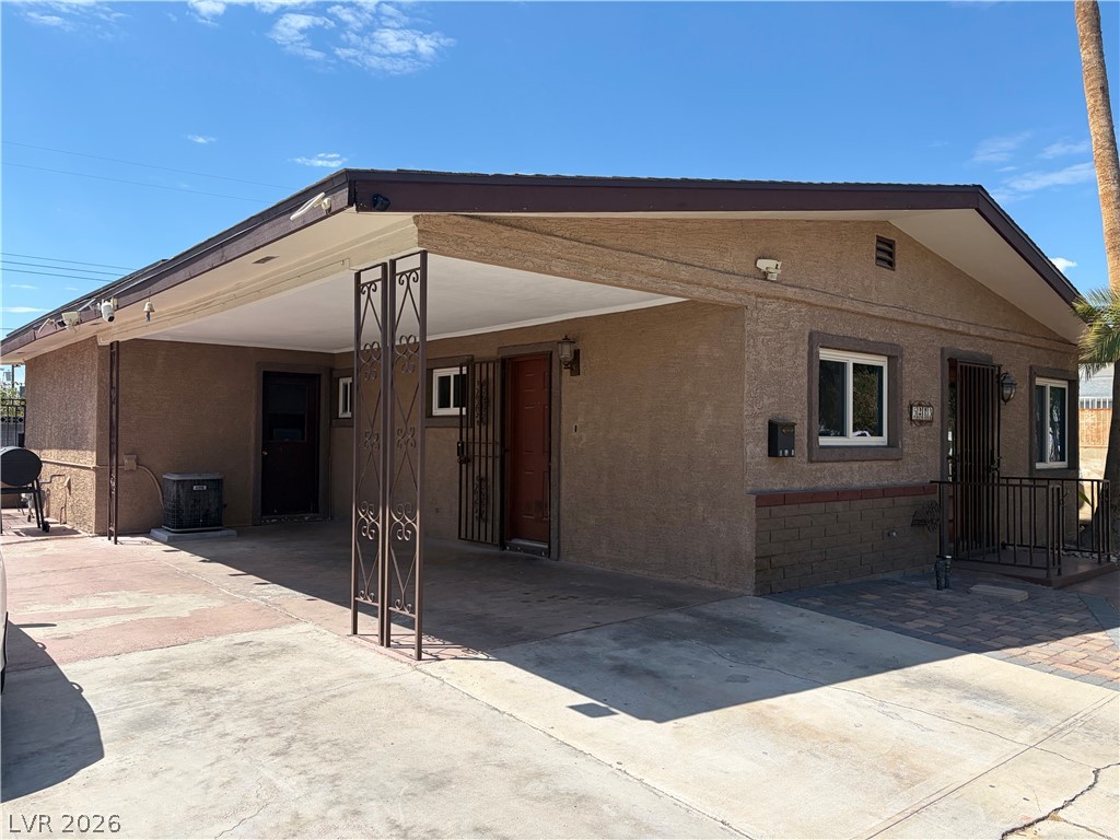 5213 Pebble Beach Boulevard Property Photo 3
