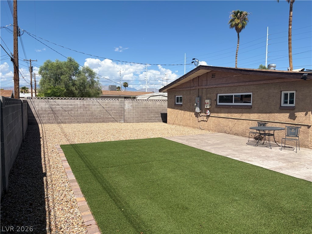 5213 Pebble Beach Boulevard Property Photo 15