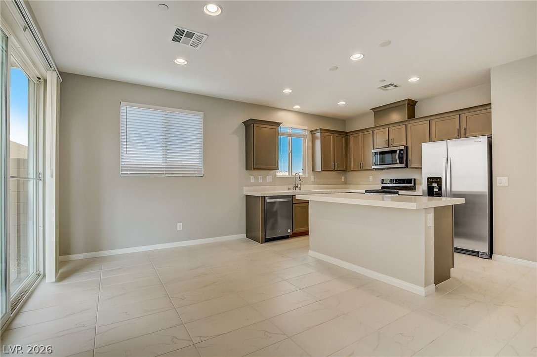 10643 Enridge Avenue Property Photo 11