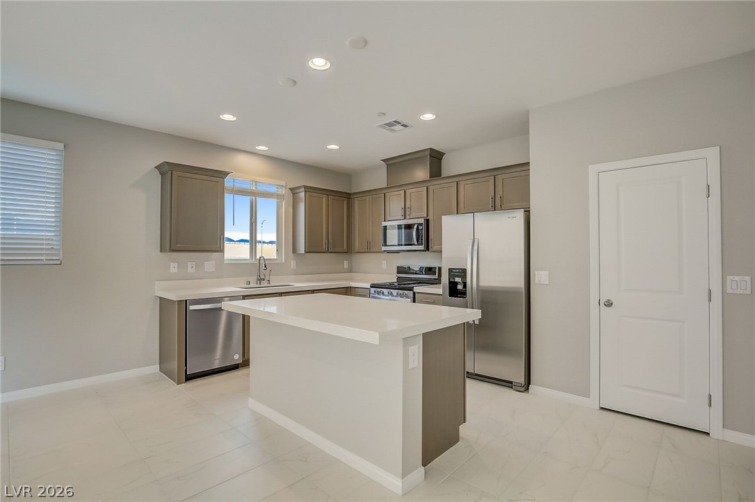 10643 Enridge Avenue Property Photo 15