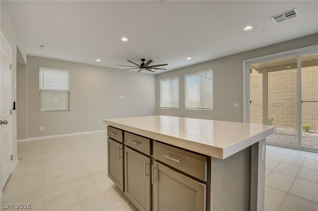10643 Enridge Avenue Property Photo 17