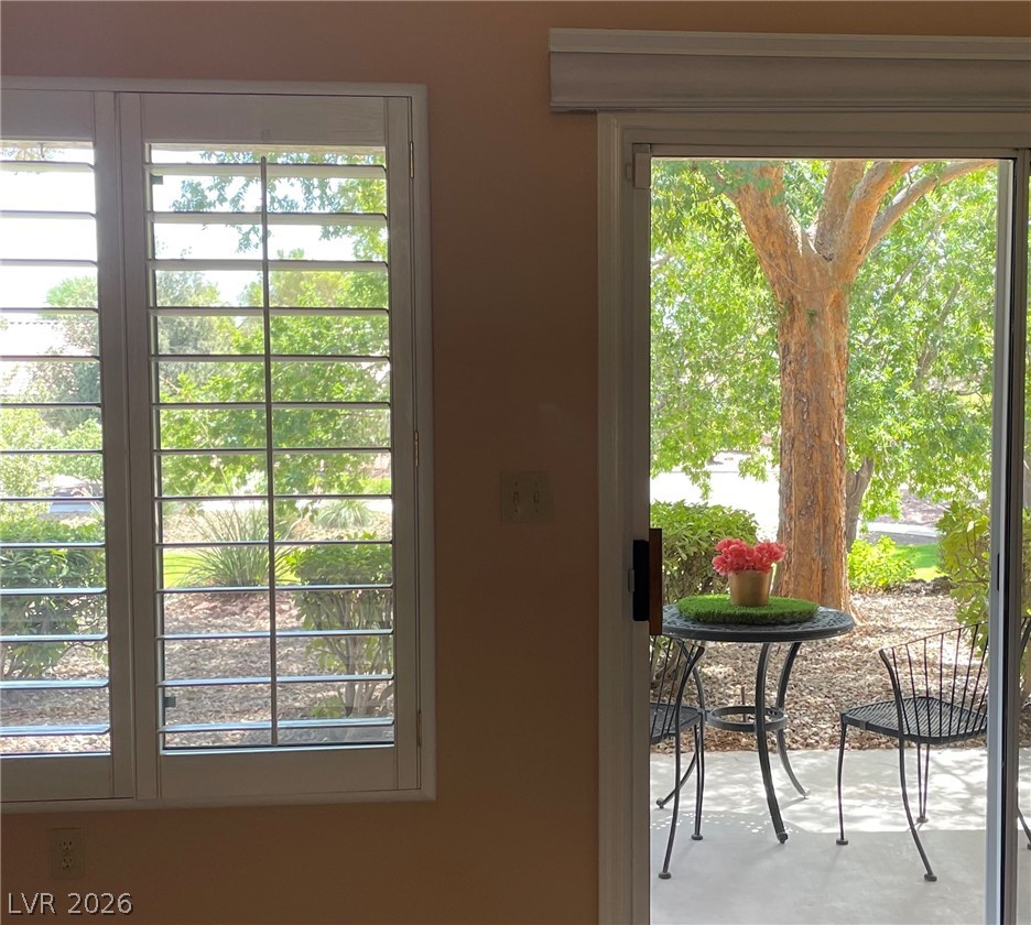 2548 Highvale Drive Property Photo 12