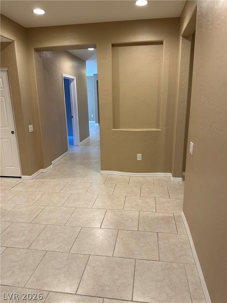 4112 Gliding Gulls Avenue Property Photo 4