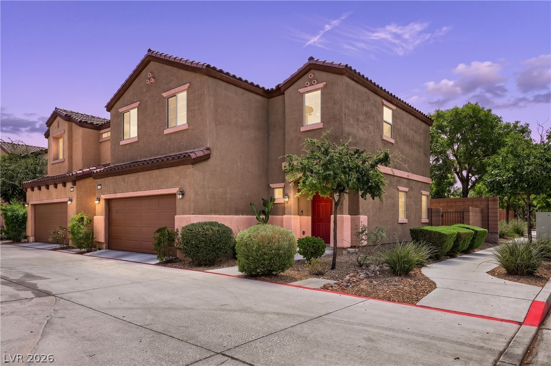 9041 Silken Crests Court Property Photo 3