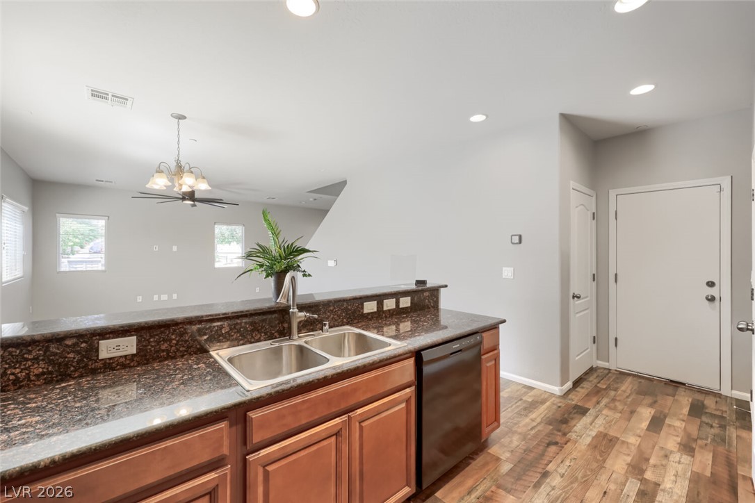 9041 Silken Crests Court Property Photo 11