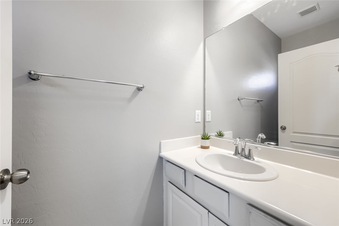 9041 Silken Crests Court Property Photo 24