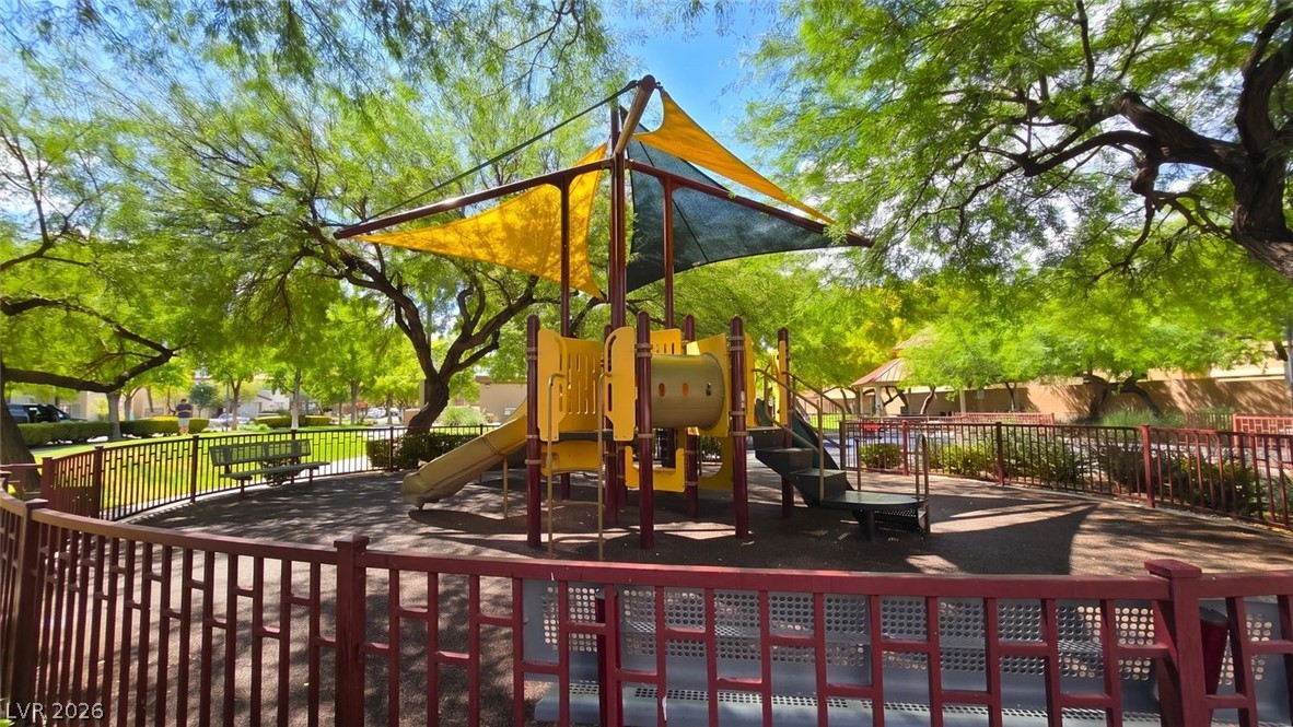 9041 Silken Crests Court Property Photo 36