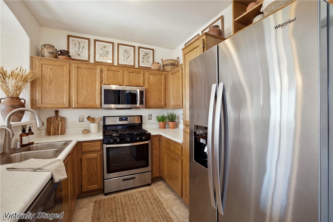 1241 Nevada Sky Street Property Photo 5