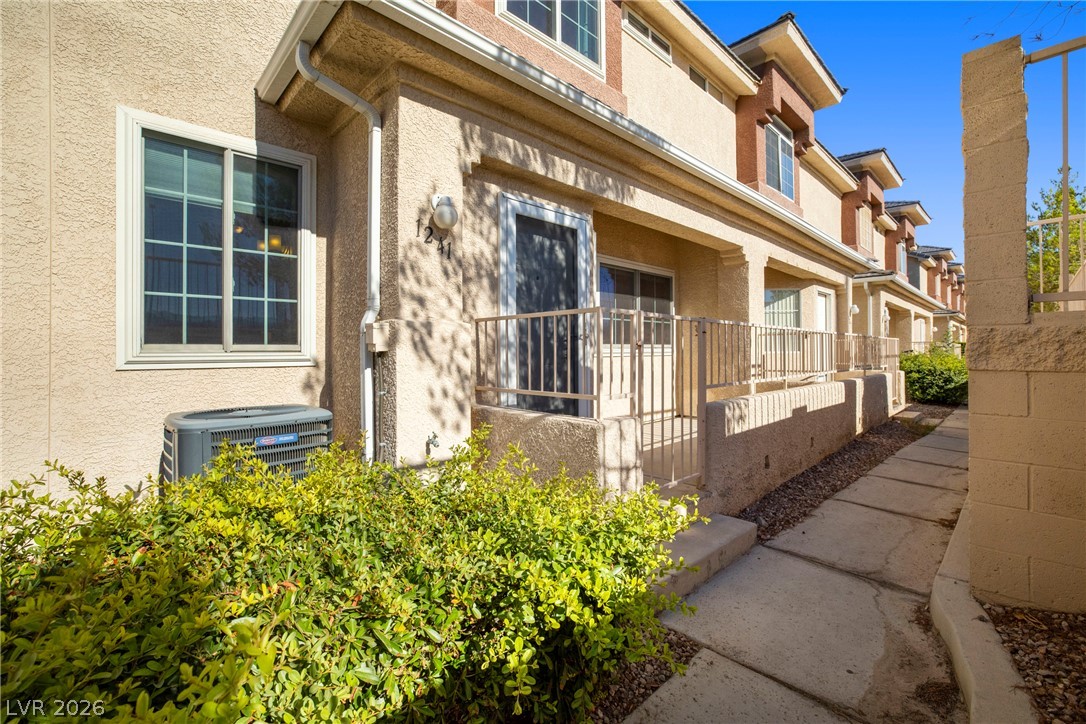 1241 Nevada Sky Street Property Photo 23