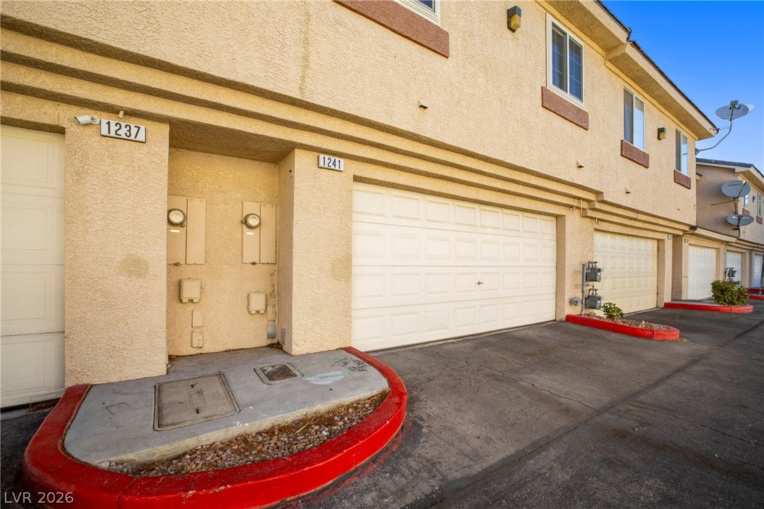1241 Nevada Sky Street Property Photo 26