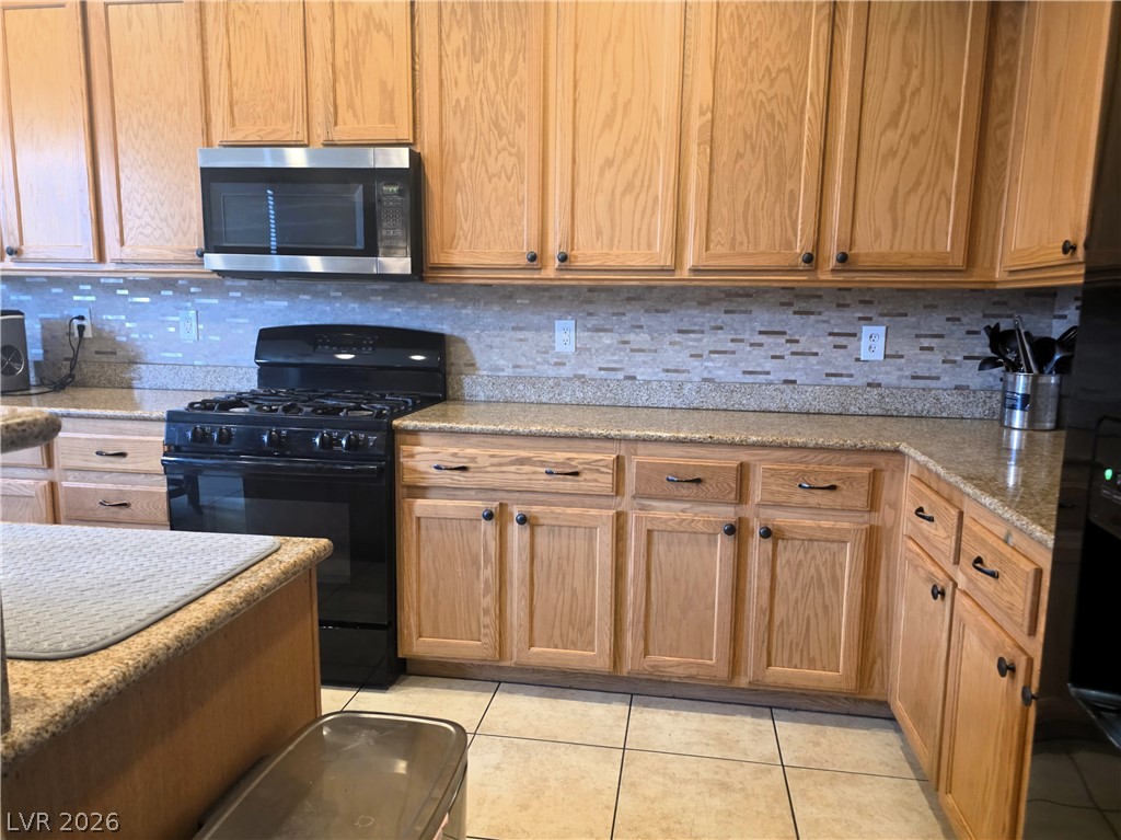 5628 West Tideview Street Property Photo 7