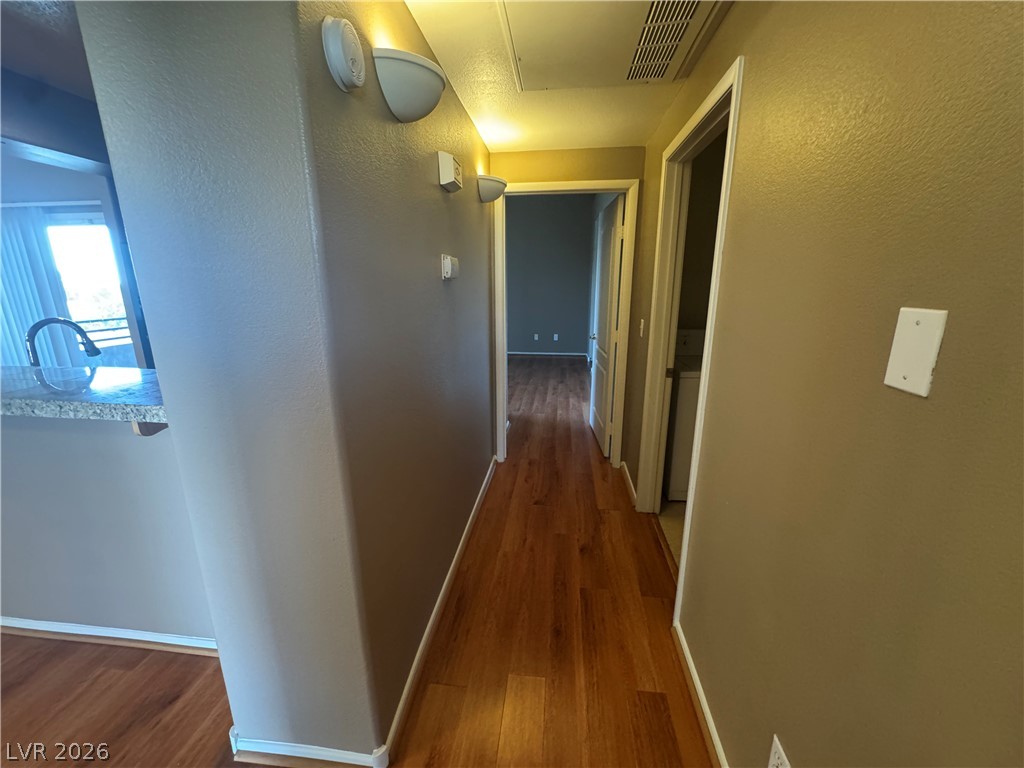 9901 Trailwood Drive 2164 Property Photo 10