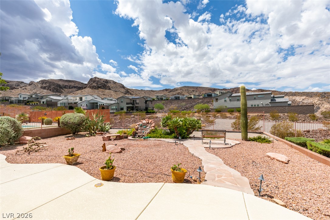 2087 King Mesa Drive Property Photo 3
