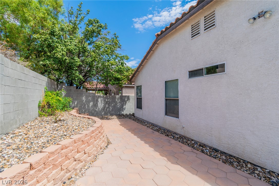 3963 Ruby Finito Court Property Photo 23