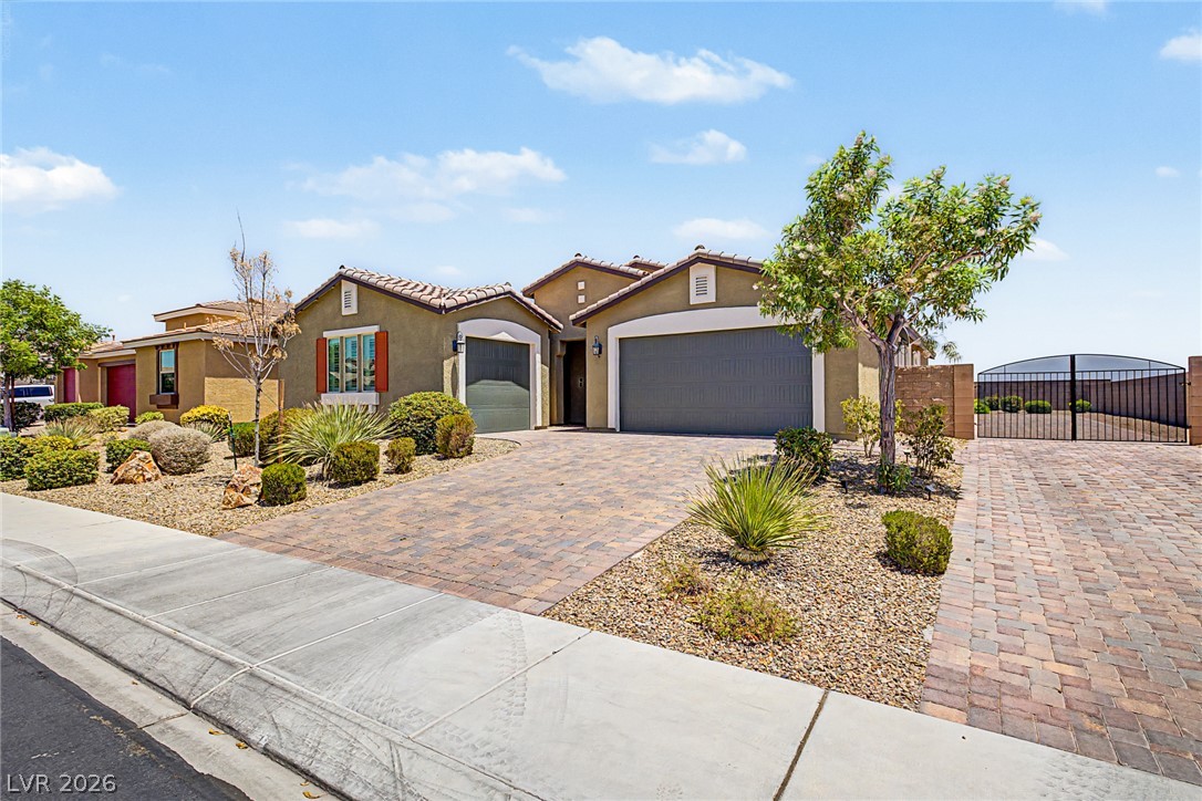 7270 Southern Magnolia Street Property Photo 2
