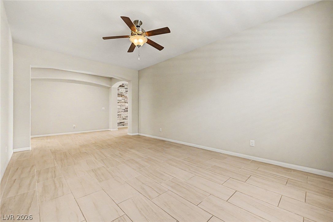 7270 Southern Magnolia Street Property Photo 5