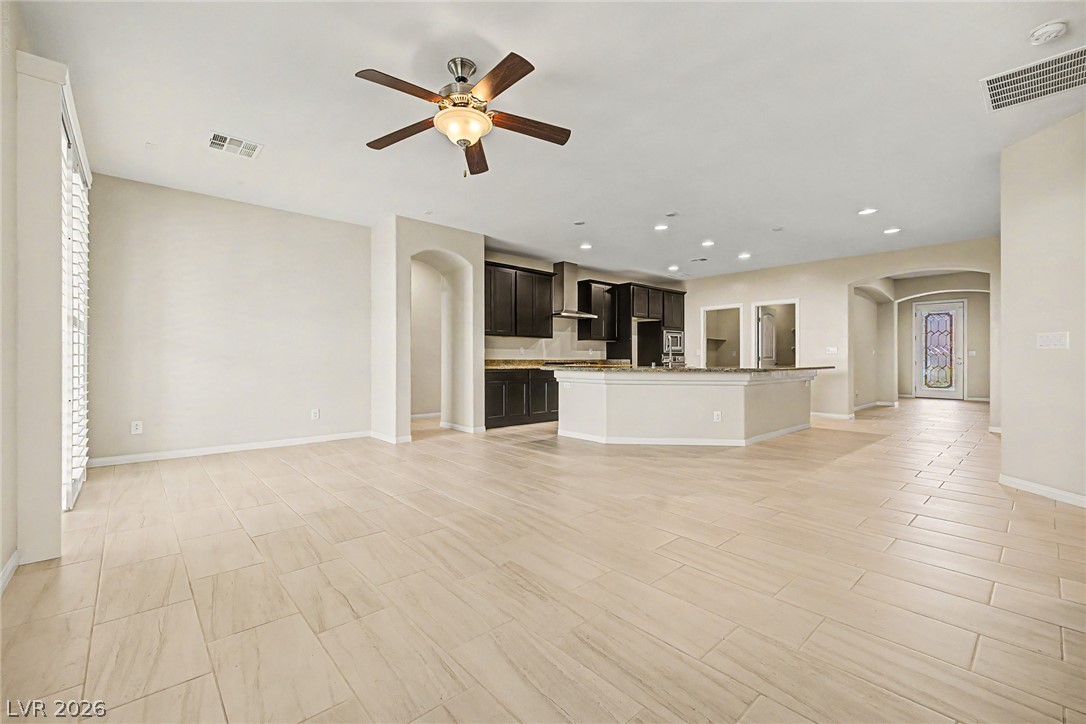 7270 Southern Magnolia Street Property Photo 8