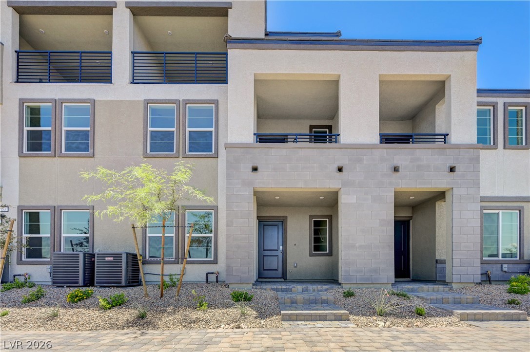 155 Harmonica Avenue Property Photo 2