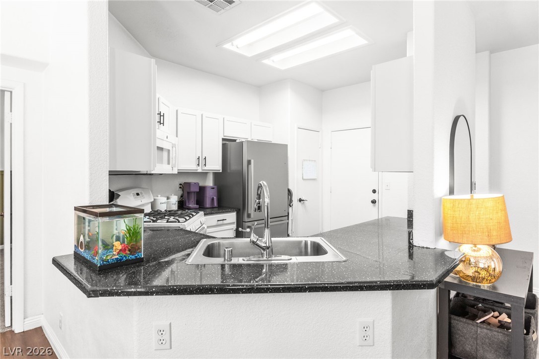 7353 Ridge Star Court Property Photo 13