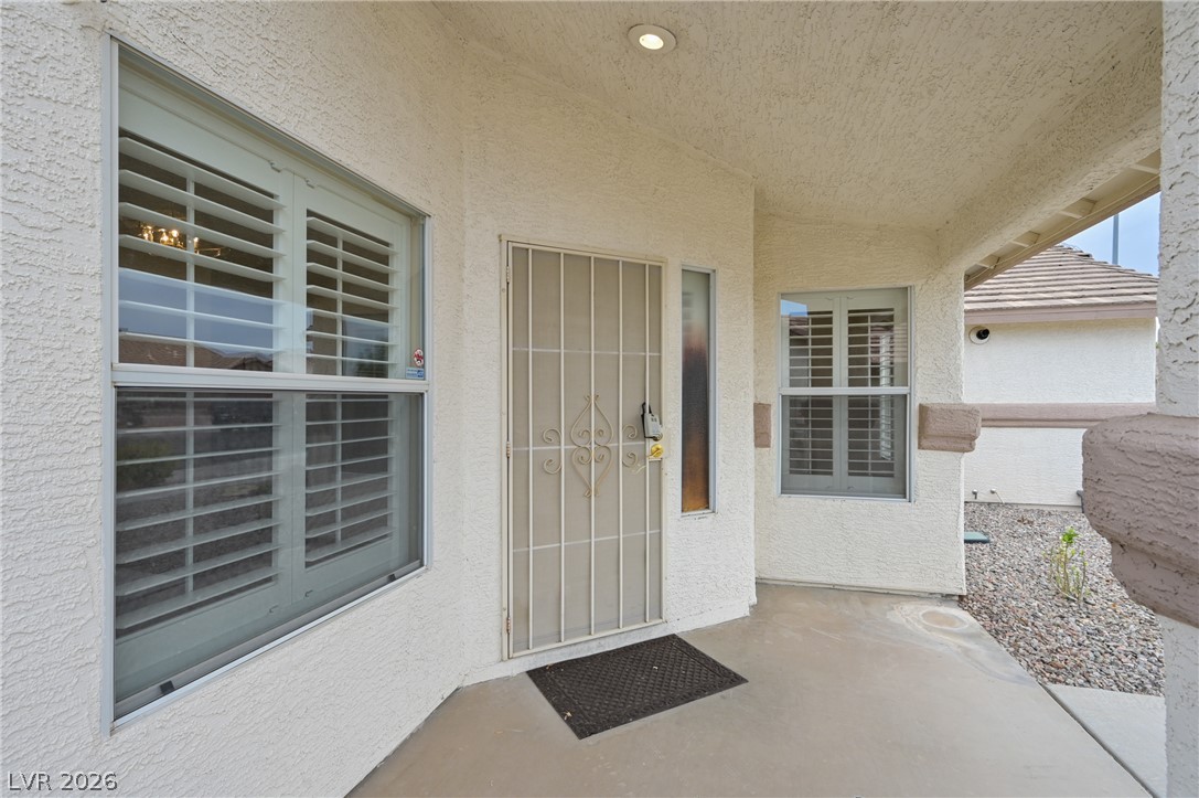 561 Pacer Terrace Property Photo 6