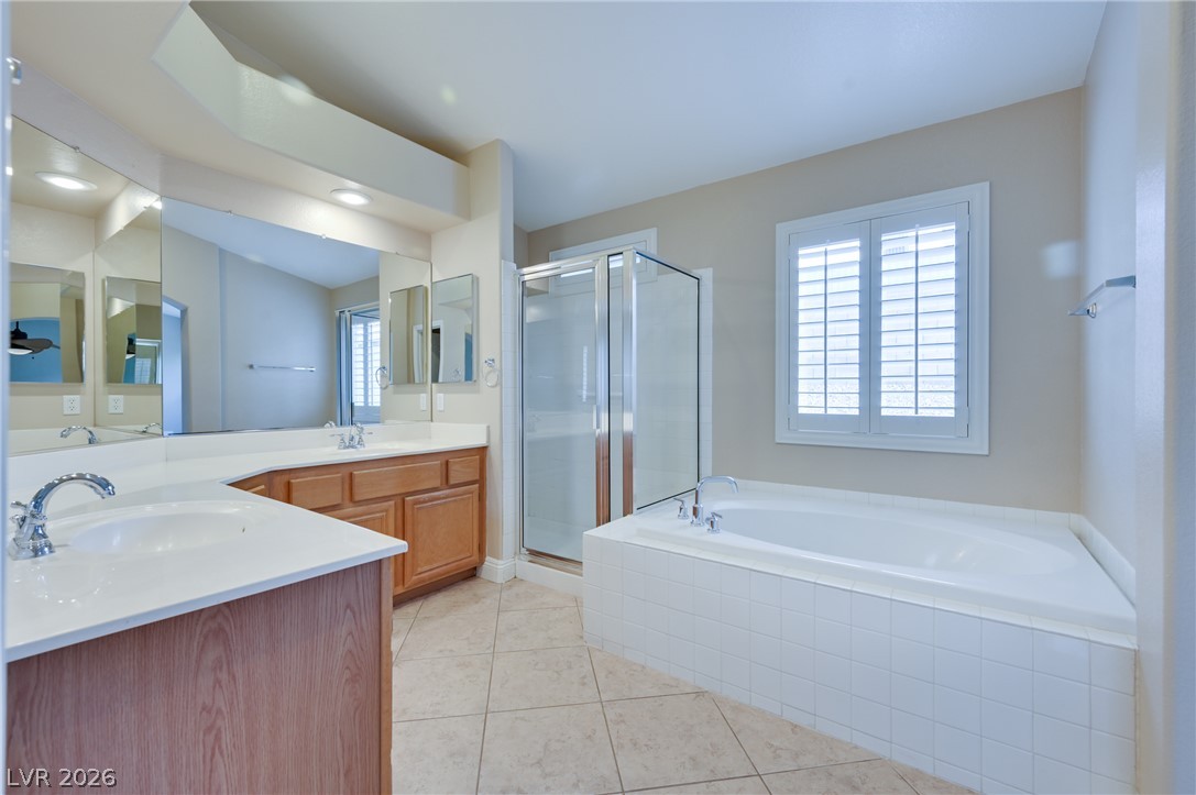 561 Pacer Terrace Property Photo 43