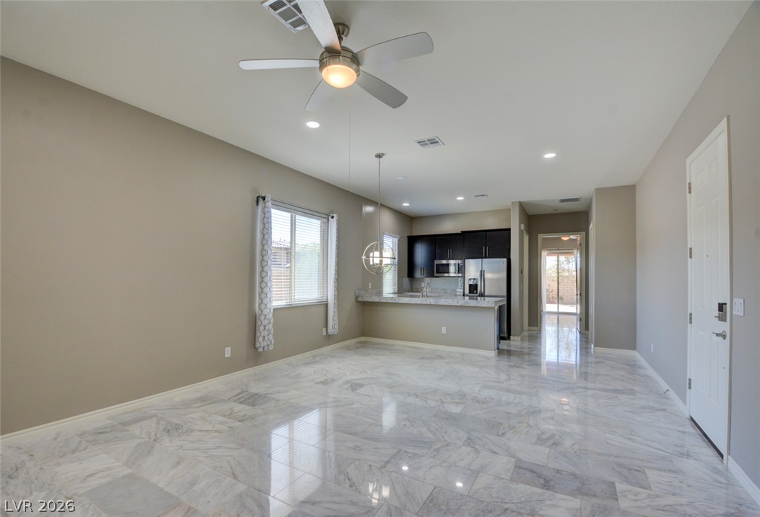 12101 Edgehurst Court Property Photo 7