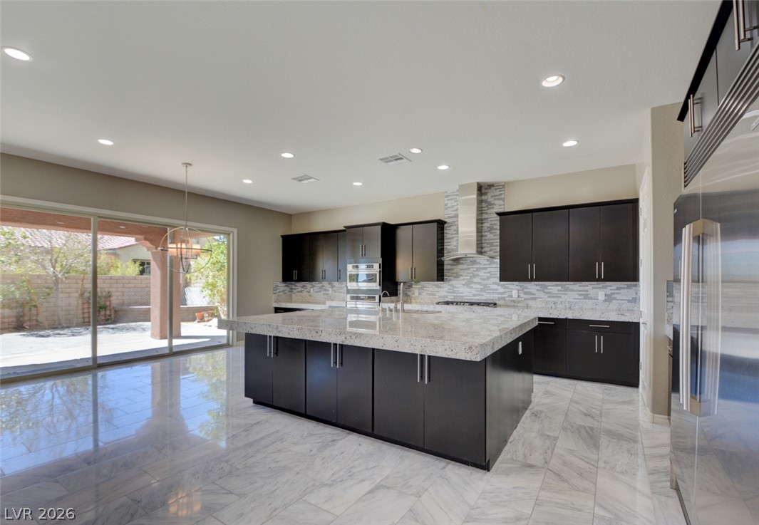 12101 Edgehurst Court Property Photo 8