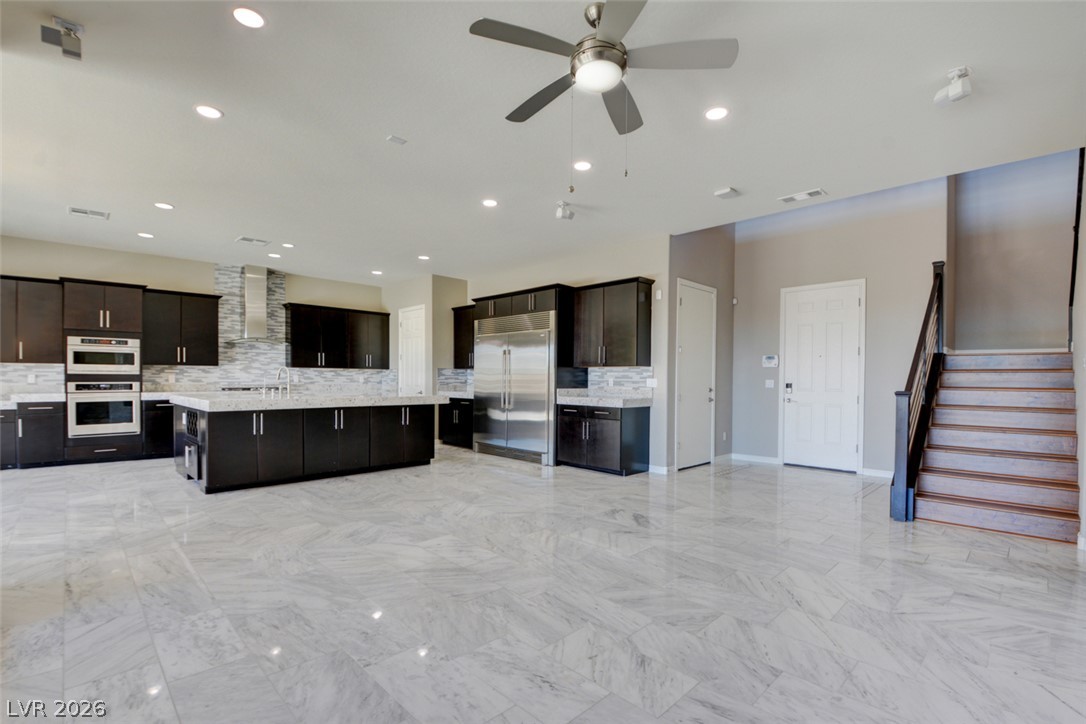 12101 Edgehurst Court Property Photo 9