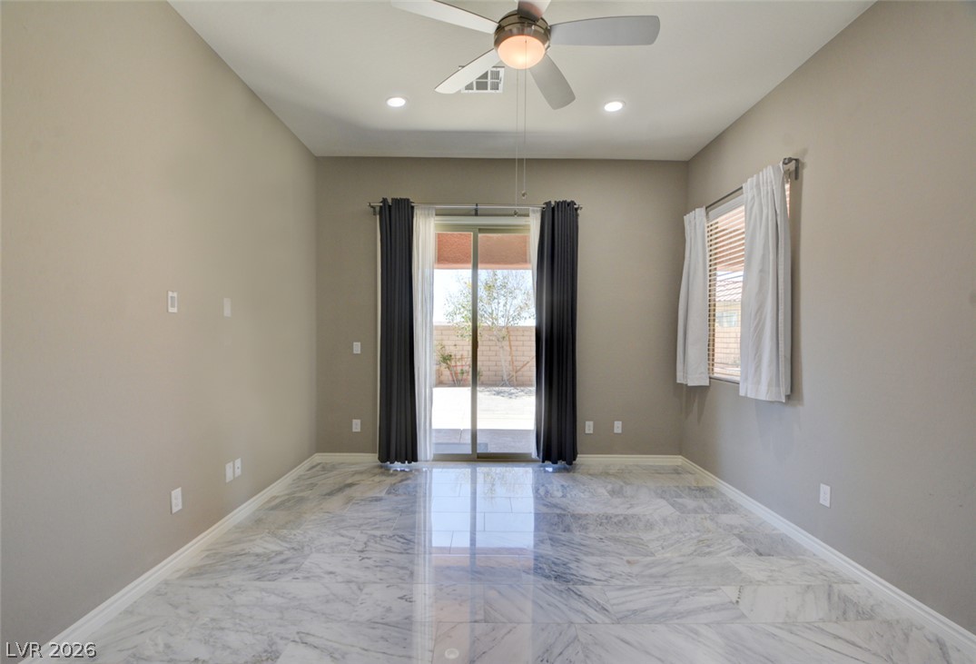 12101 Edgehurst Court Property Photo 16