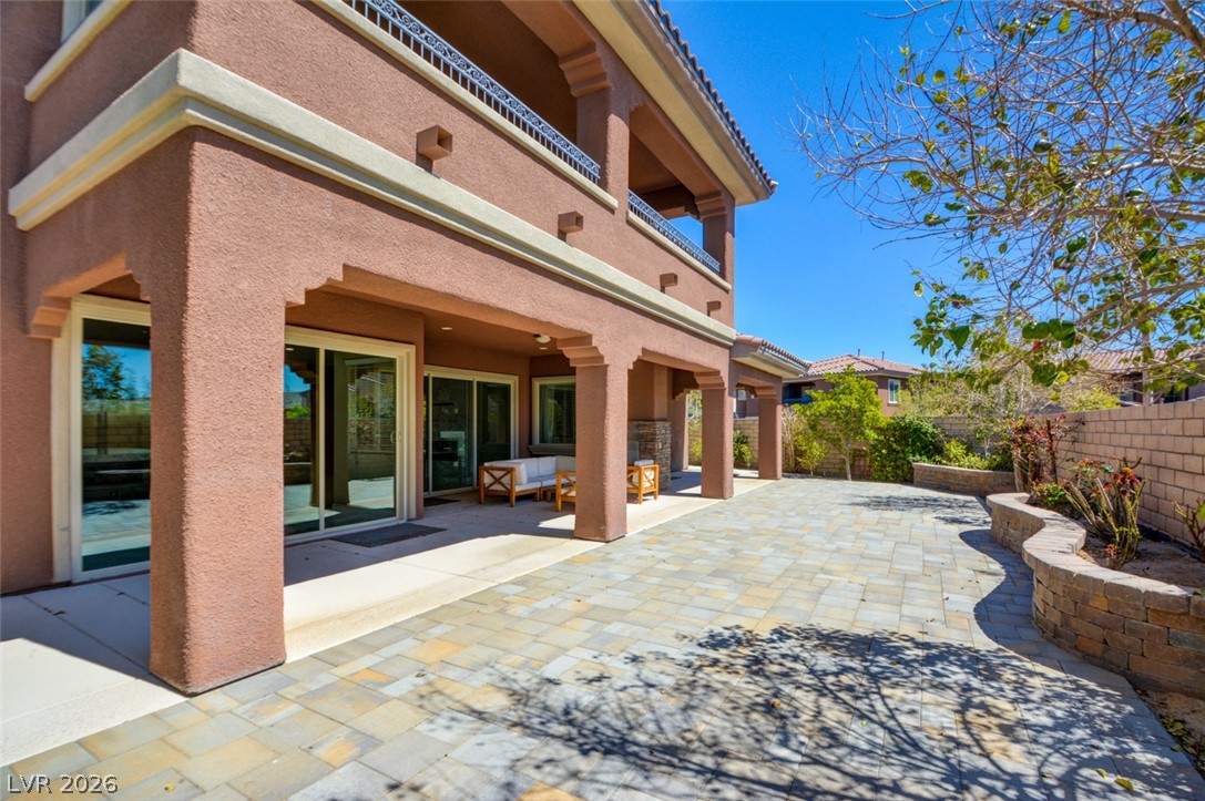 12101 Edgehurst Court Property Photo 17