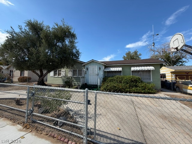 1929 Ballard Drive Property Photo 2
