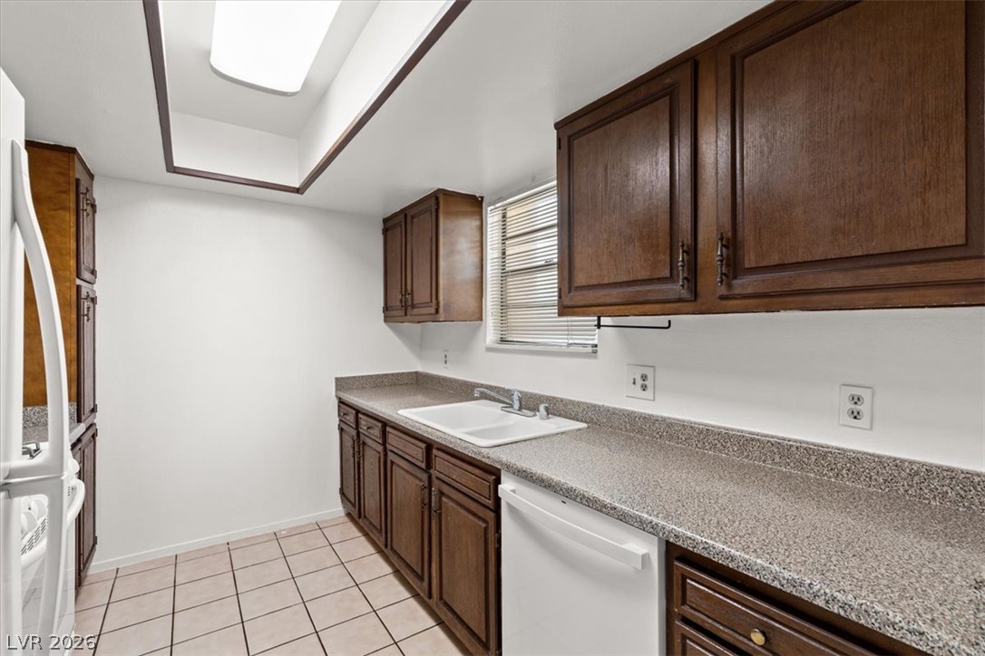 3925 Cambridge Street 2 Property Photo 13