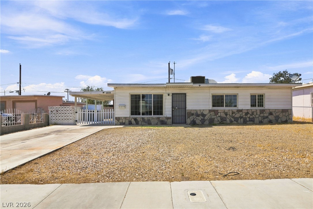 1315 Oakwood Avenue Property Photo 1