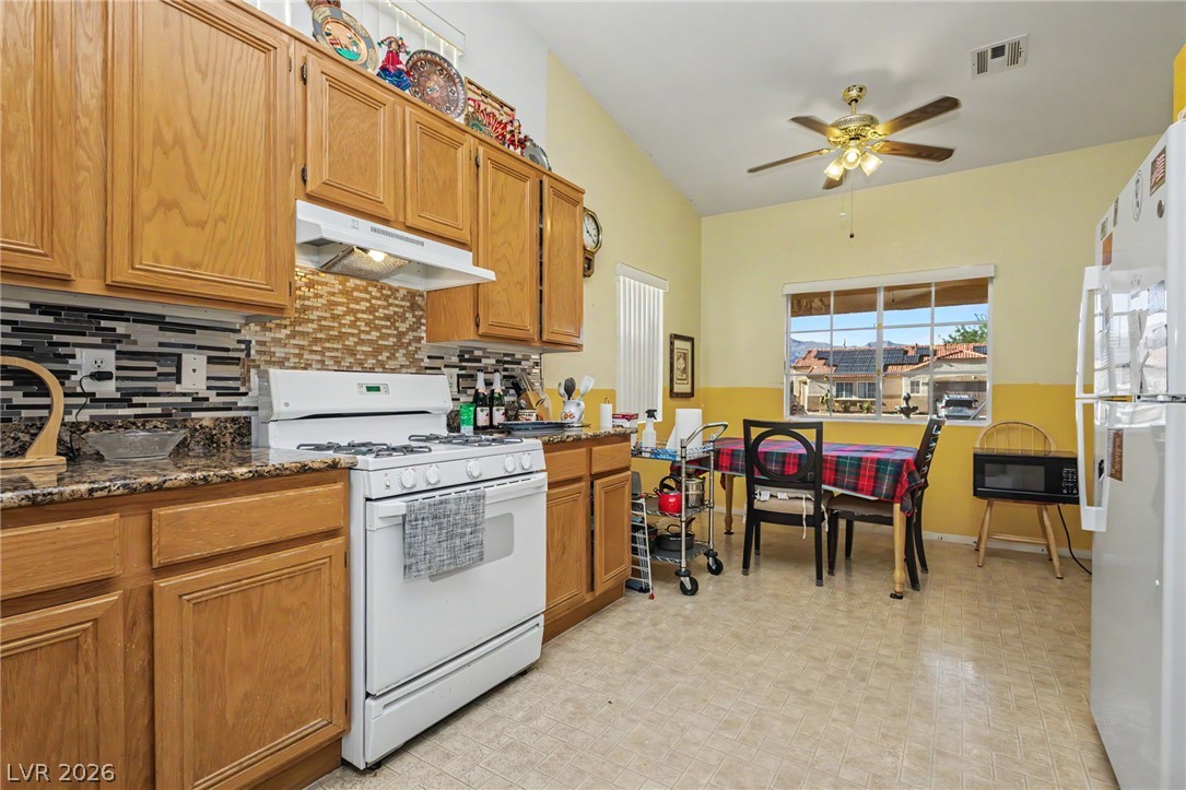 337 Maritocca Avenue Property Photo 9