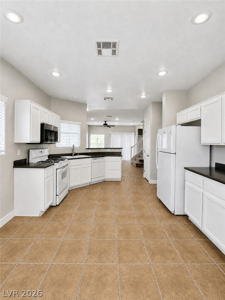 6393 Grays River Court Property Photo 8