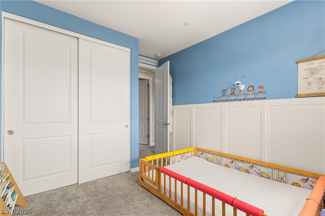 863 Benning Street Property Photo 16