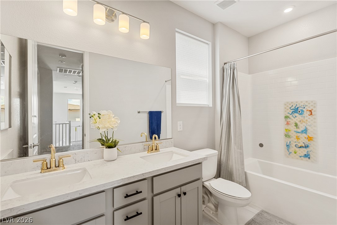 863 Benning Street Property Photo 17