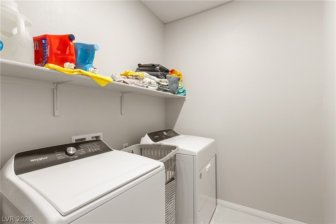 863 Benning Street Property Photo 18