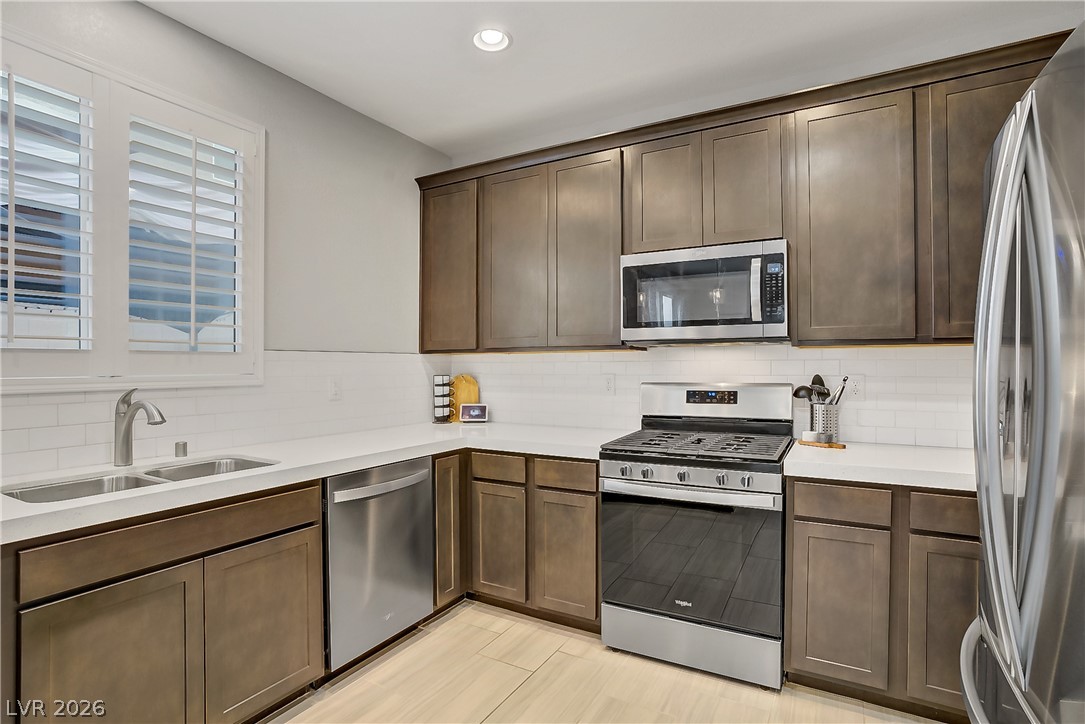 1113 Fragrant Cactus Court Property Photo 10