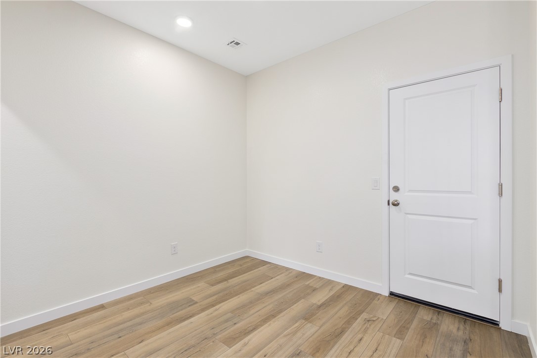 212 Freeport View Place Property Photo 10