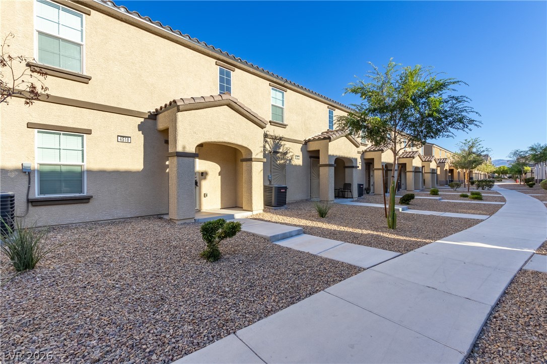 4518 Dover Straight Street Property Photo 1
