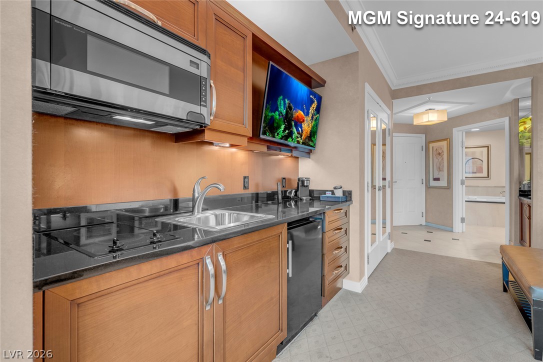 145 East Harmon Avenue 2419&2421 Property Photo 25