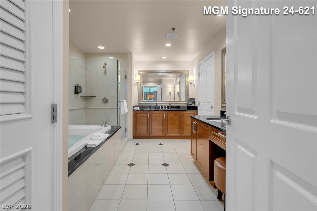 145 East Harmon Avenue 2419&2421 Property Photo 64