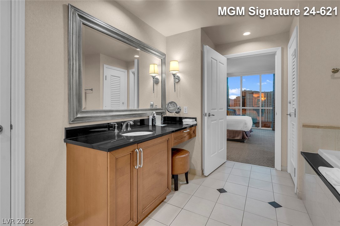 145 East Harmon Avenue 2419&2421 Property Photo 68
