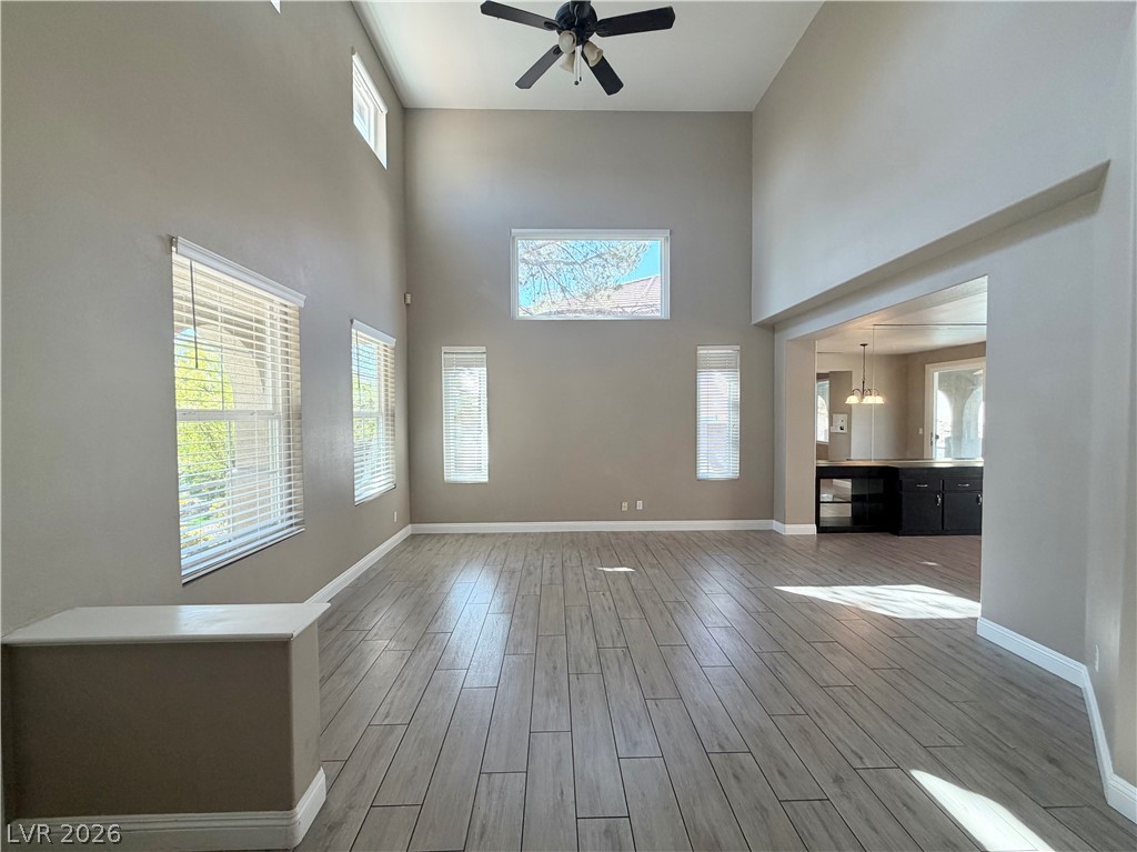 2317 Thayer Avenue Property Photo 4