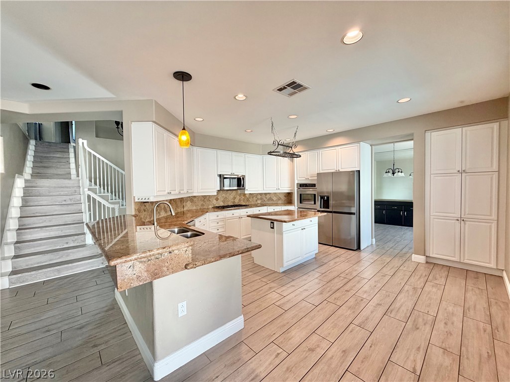 2317 Thayer Avenue Property Photo 8