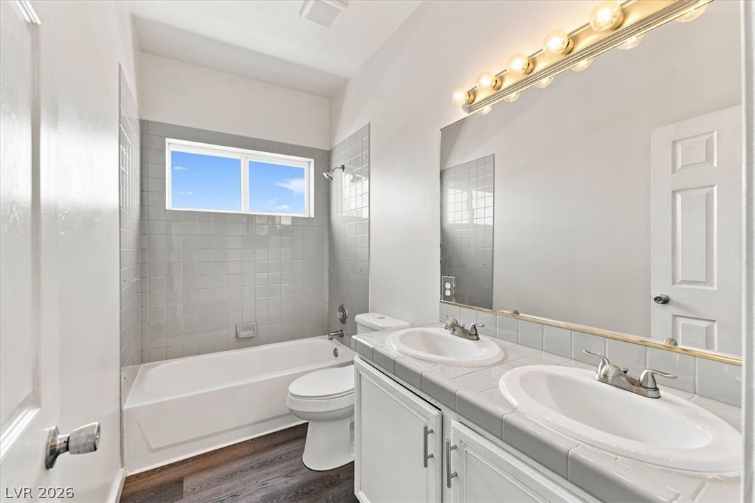 5337 Bright Sun Court Property Photo 32